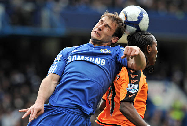 使紐卡斯爾 使紐卡斯爾